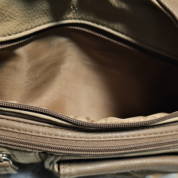 MultiSac bag with neutral background tan and brown vinyl purse - Picture 5 of 10